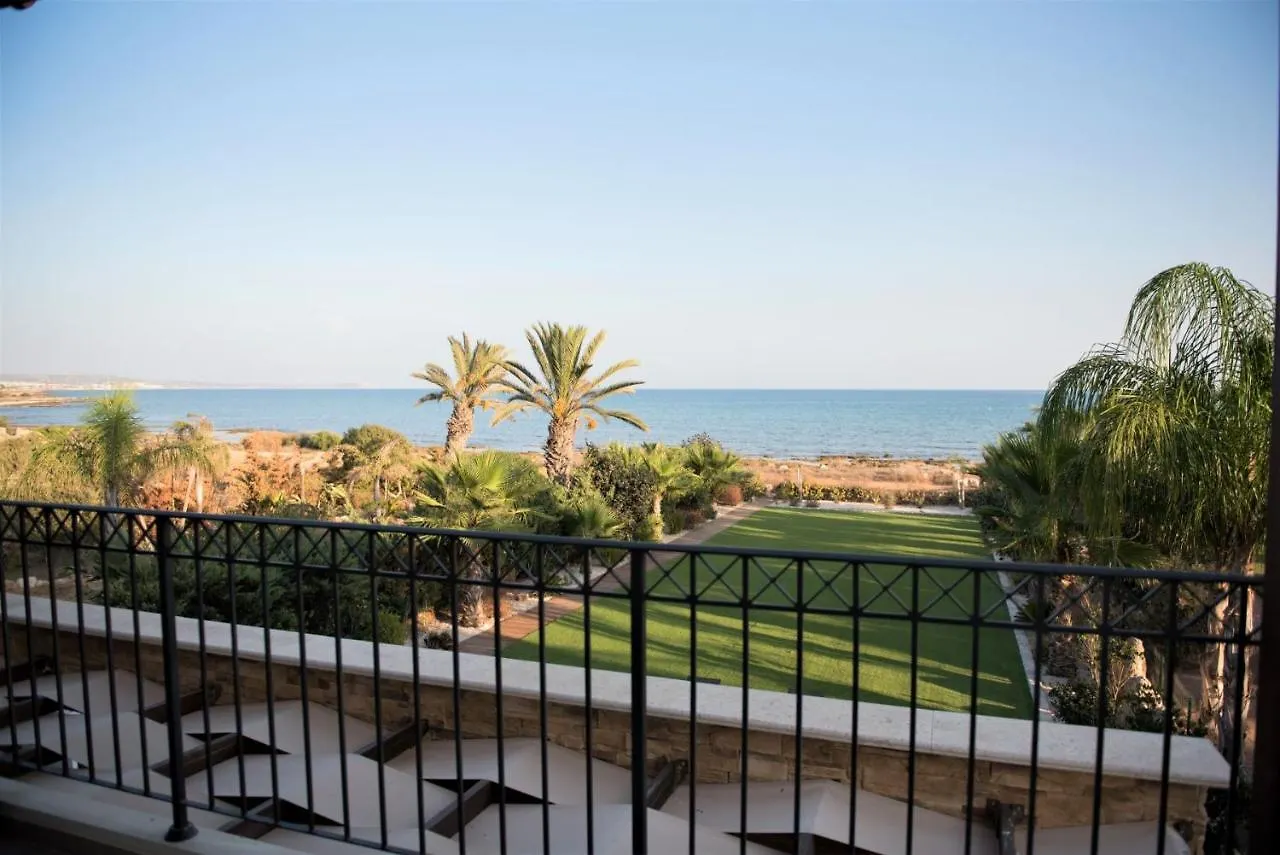 Nirvana Seafront Villa Agia Napa Chipre